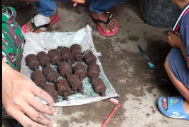 Tim Jibom Brimob Dikerahkan! 16 Granat Aktif dan Ratusan Peluru Ditemukan di Pengungsian Gunung Lewotobi